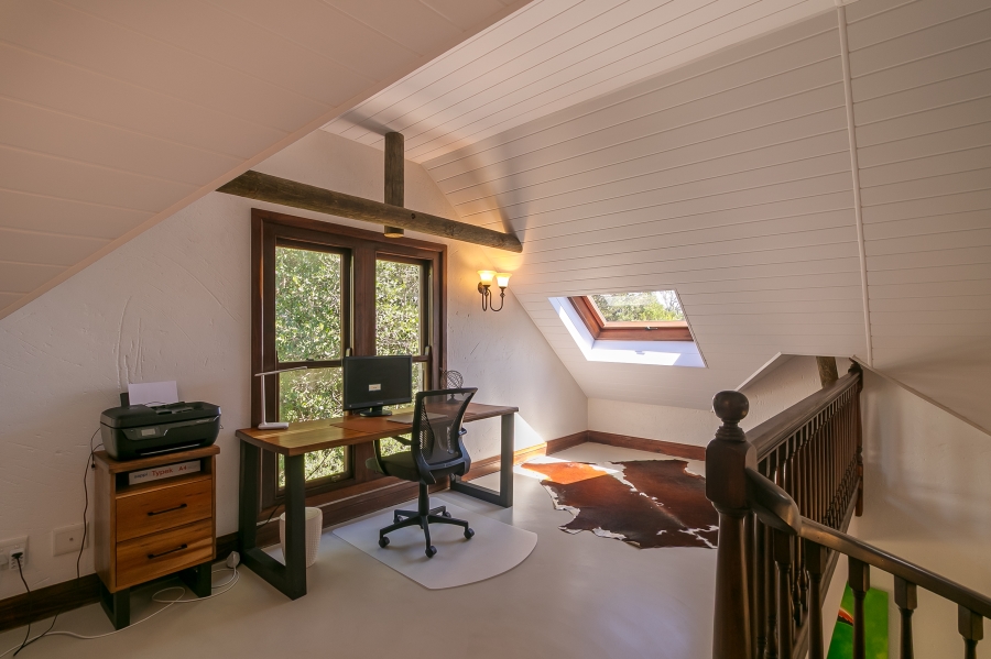 5 Bedroom Property for Sale in Pezula Golf Estate Western Cape